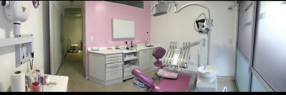 Consultorio dental de Curvaz Odontología en Villa Urquiza con equipamiento de vanguardia